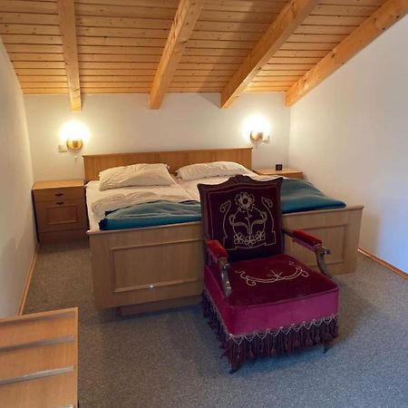 Ferienhaus Im Waldferiendorf เรเกิน ภายนอก รูปภาพ